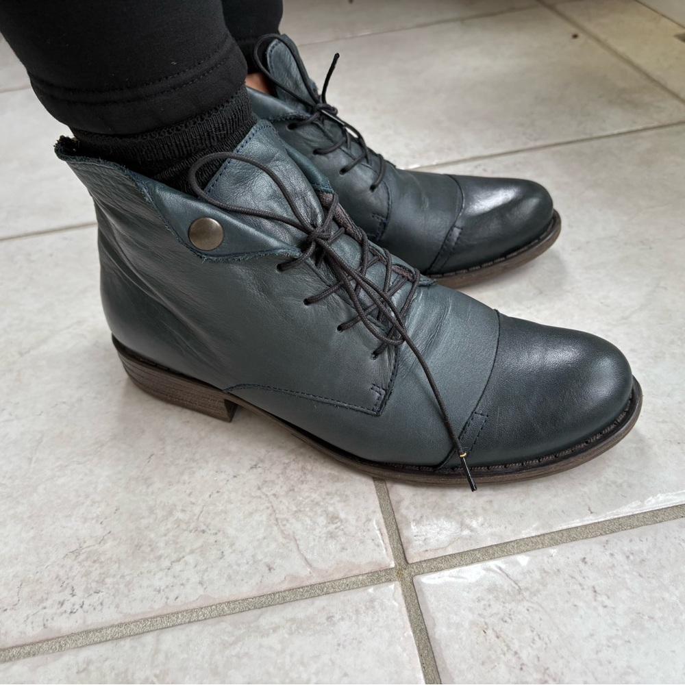 Miz Mooz Men's Dark Gray Leather Boots